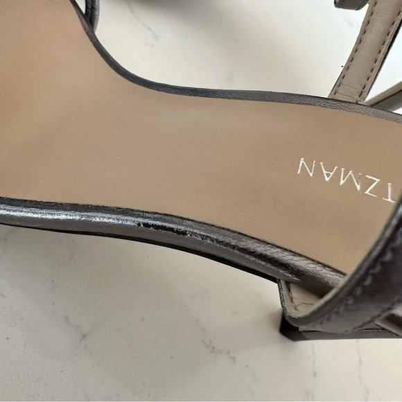 Stuart Weitzman Starla 80 Ankle strap Sandal Color Gunmetal Size: 5 - Picture 5 of 6